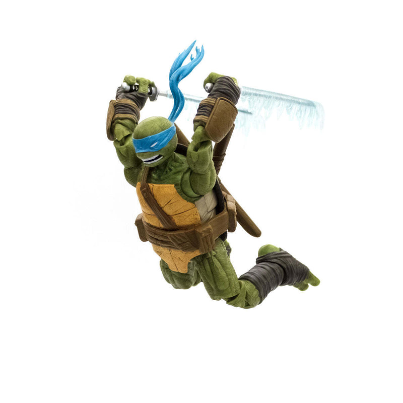 Teenage Mutant Ninja Turtles BST AXN Leonardo 5" Action Figure (IDW Comics)