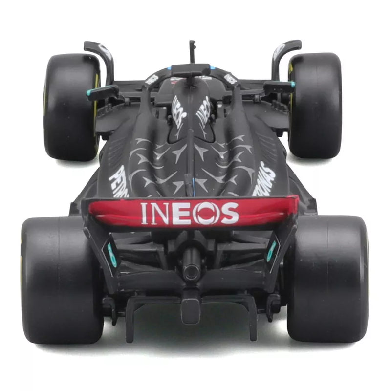 Bburago F1 Mercedes AMG PETRONAS W14 George Russell 1:43 Die Cast Car B18-38180R